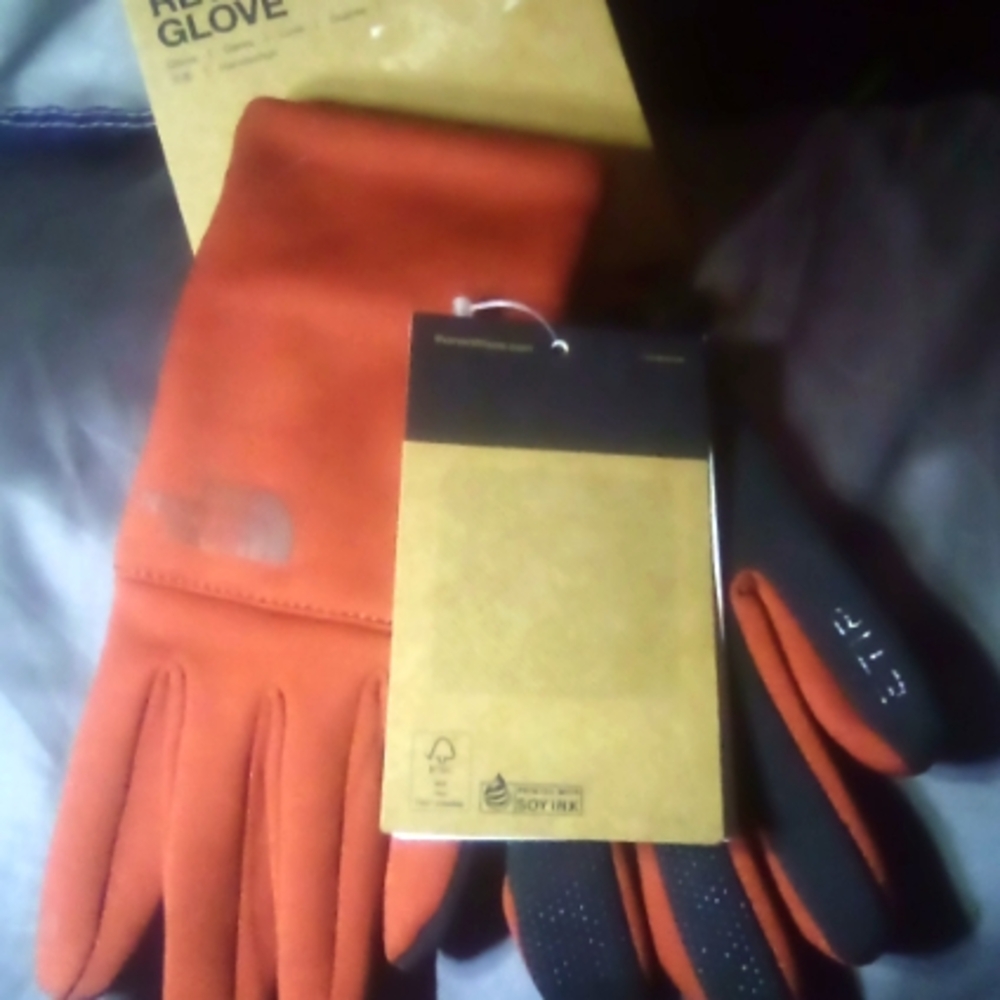 The North Face brandy brown gloves